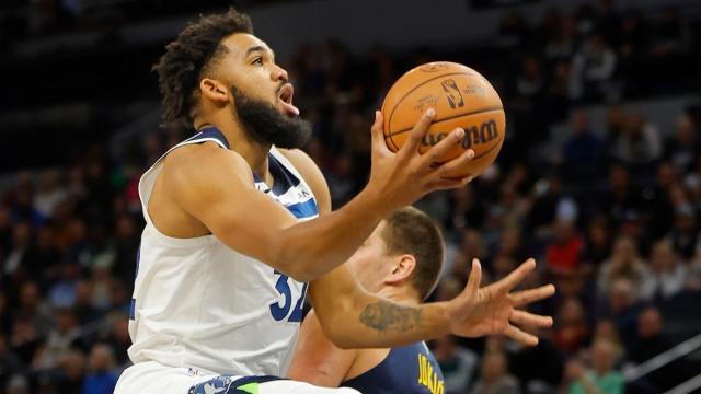 1699424823869097852.jpg karl-anthony-towns-1698894487.jpg