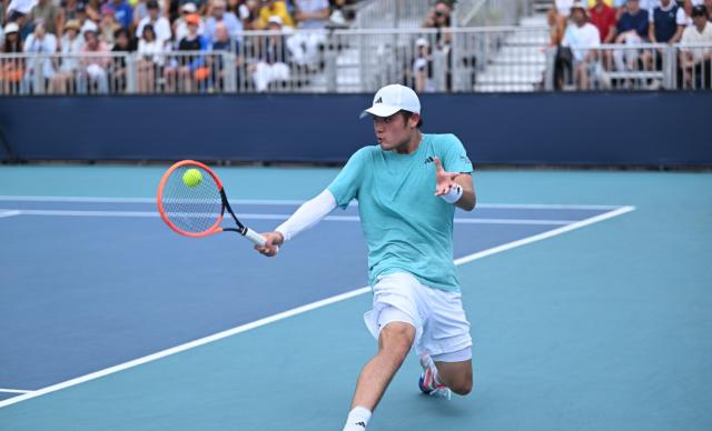 中国球员一天三负两退，身体当真是亚洲球员瓶颈？